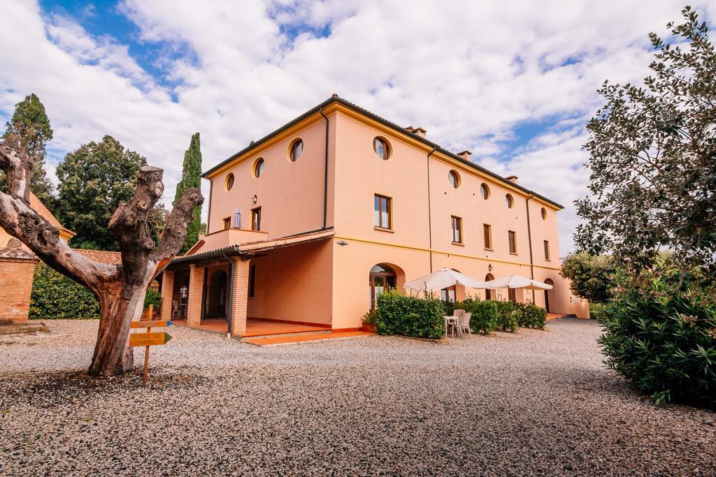 Residence Il Granaio Riparbella Bagian luar foto