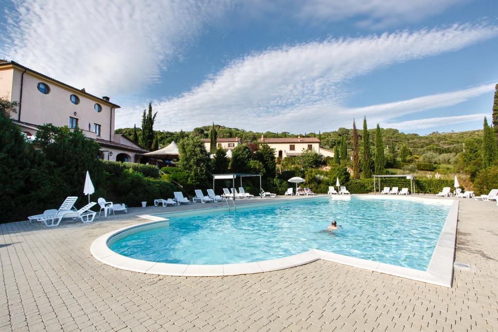 Residence Il Granaio Riparbella Bagian luar foto