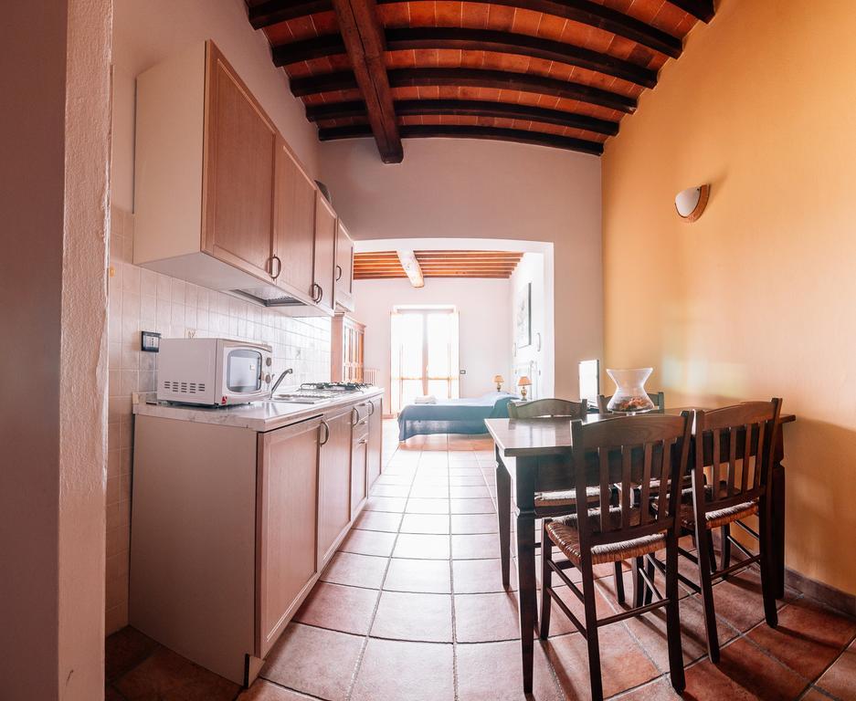 Residence Il Granaio Riparbella Bagian luar foto