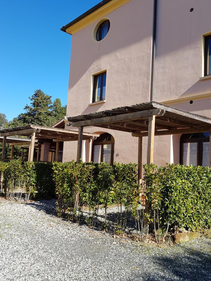 Residence Il Granaio Riparbella Bagian luar foto