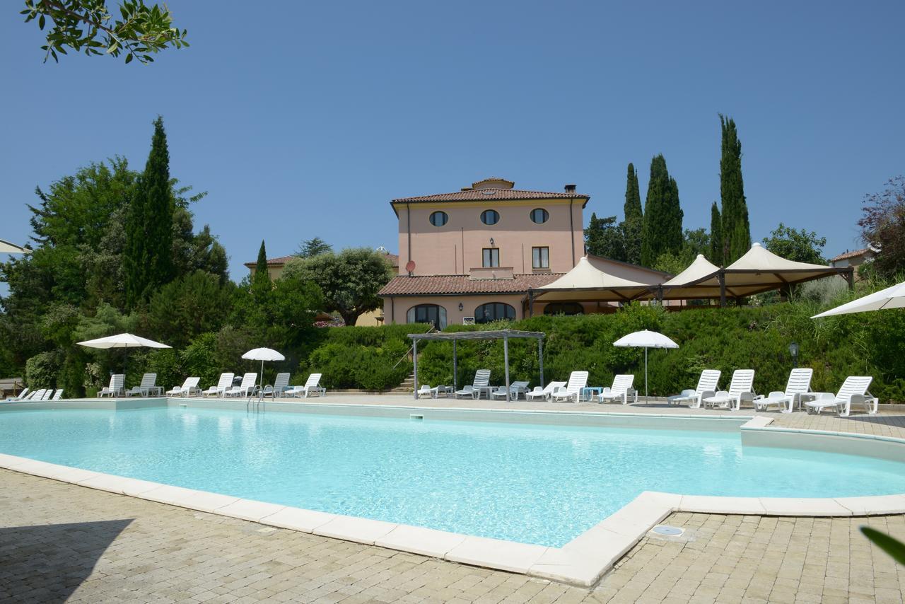 Residence Il Granaio Riparbella Bagian luar foto